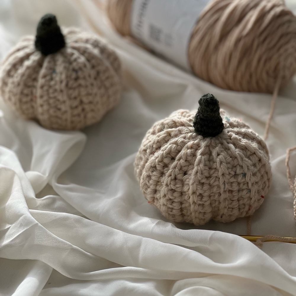 2 pc handmade crochet pumpkins set
